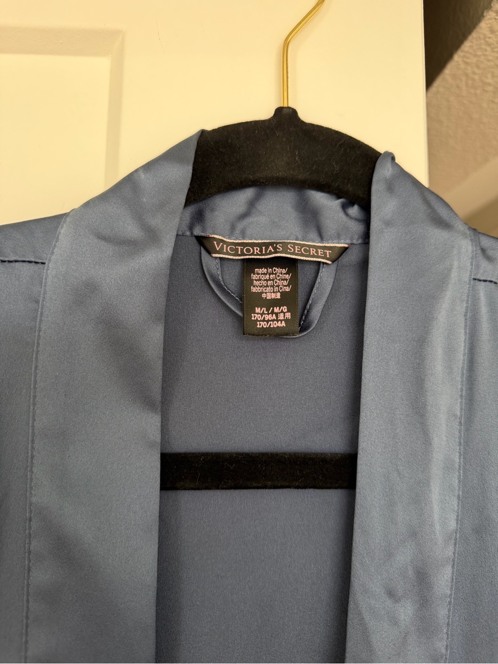 Victoria's Secret Blue Robe - Picture 3 of 3